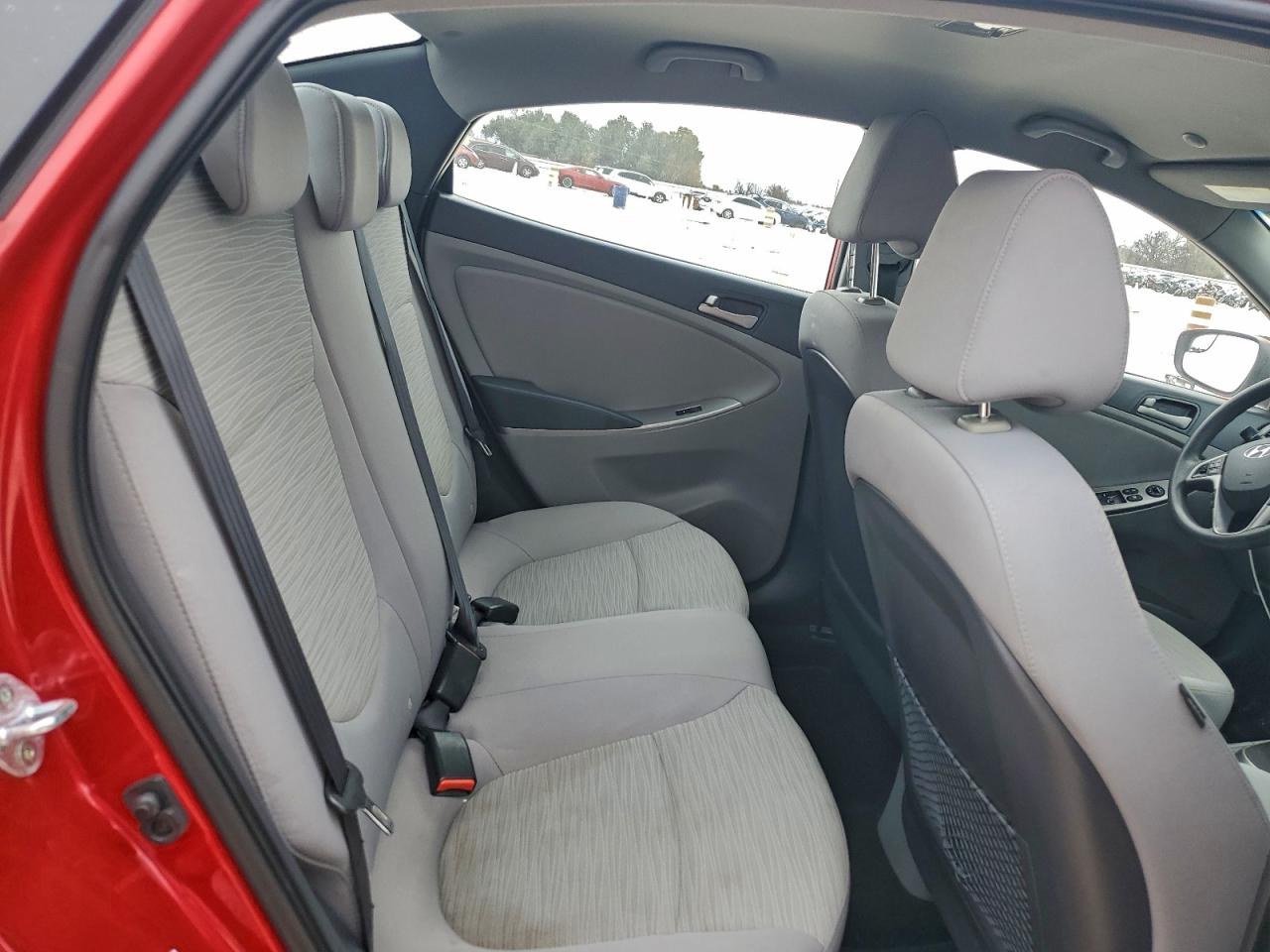 2016 HYUNDAI ACCENT SE photo 10