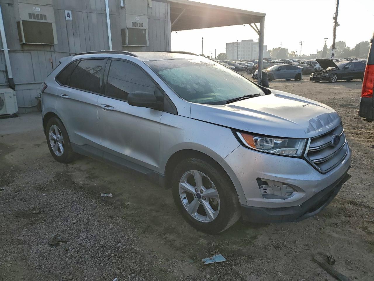 2015 FORD EDGE SE photo 4