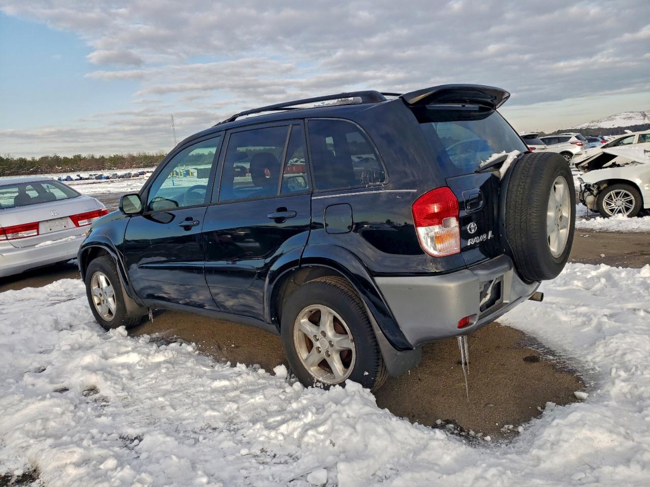 2001 TOYOTA RAV4 photo 2