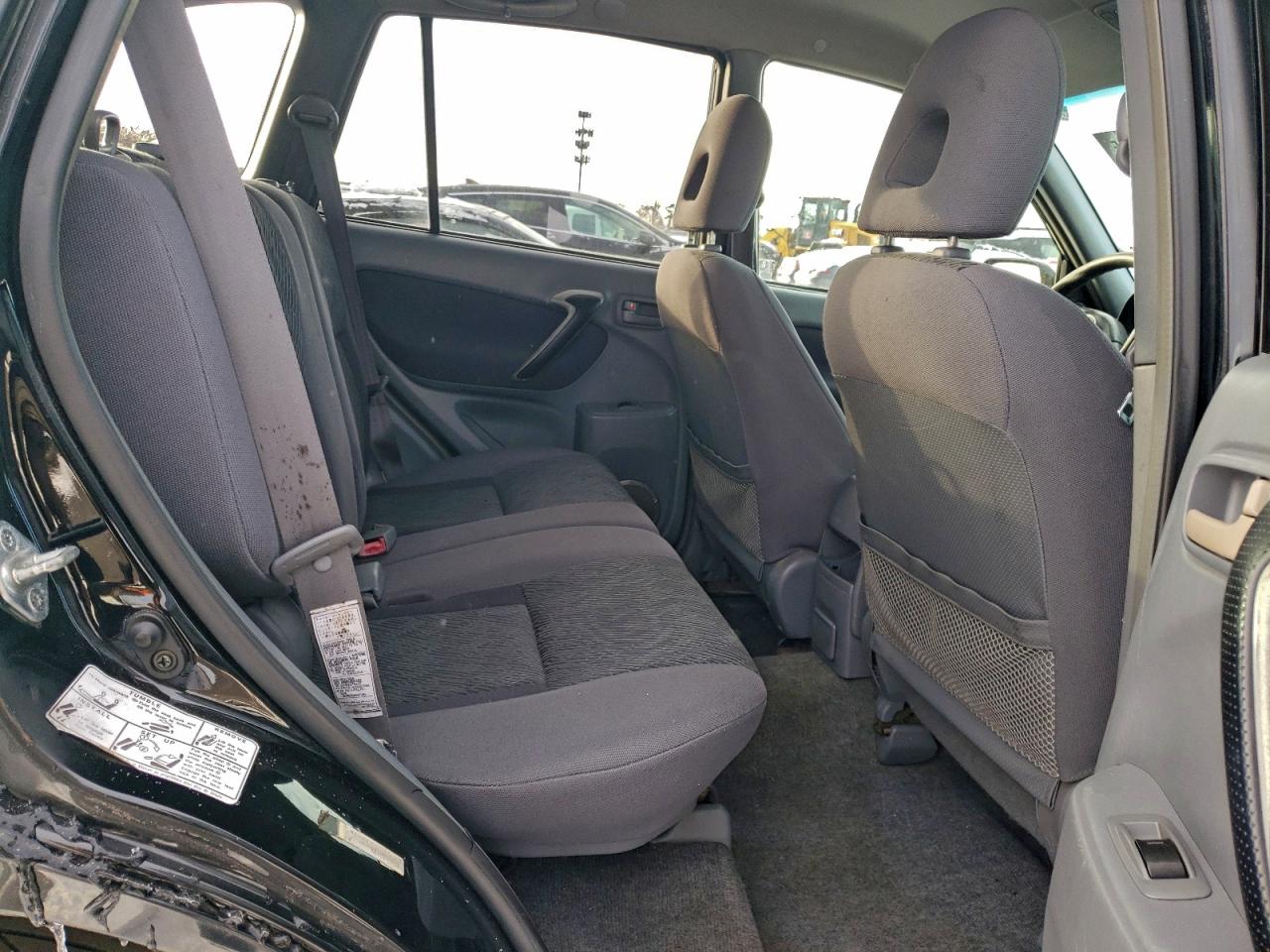 2001 TOYOTA RAV4 photo 11