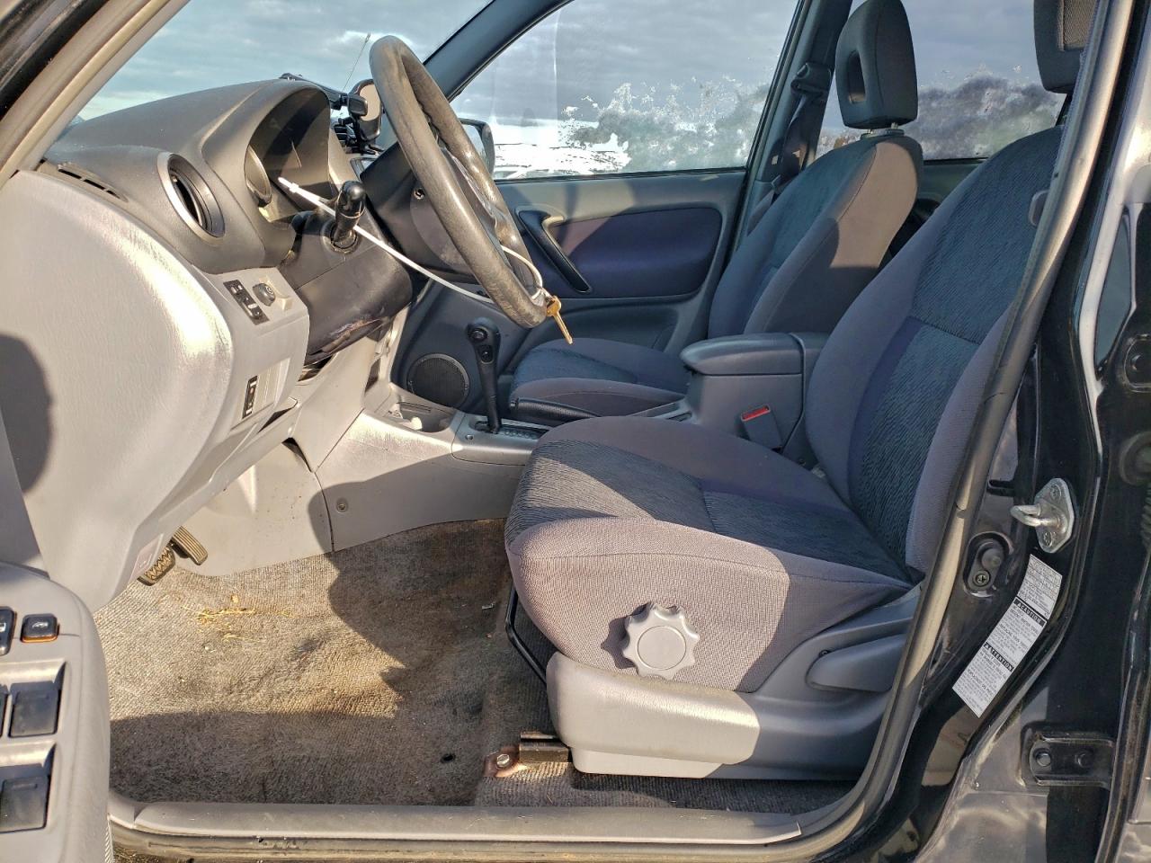 2001 TOYOTA RAV4 photo 7