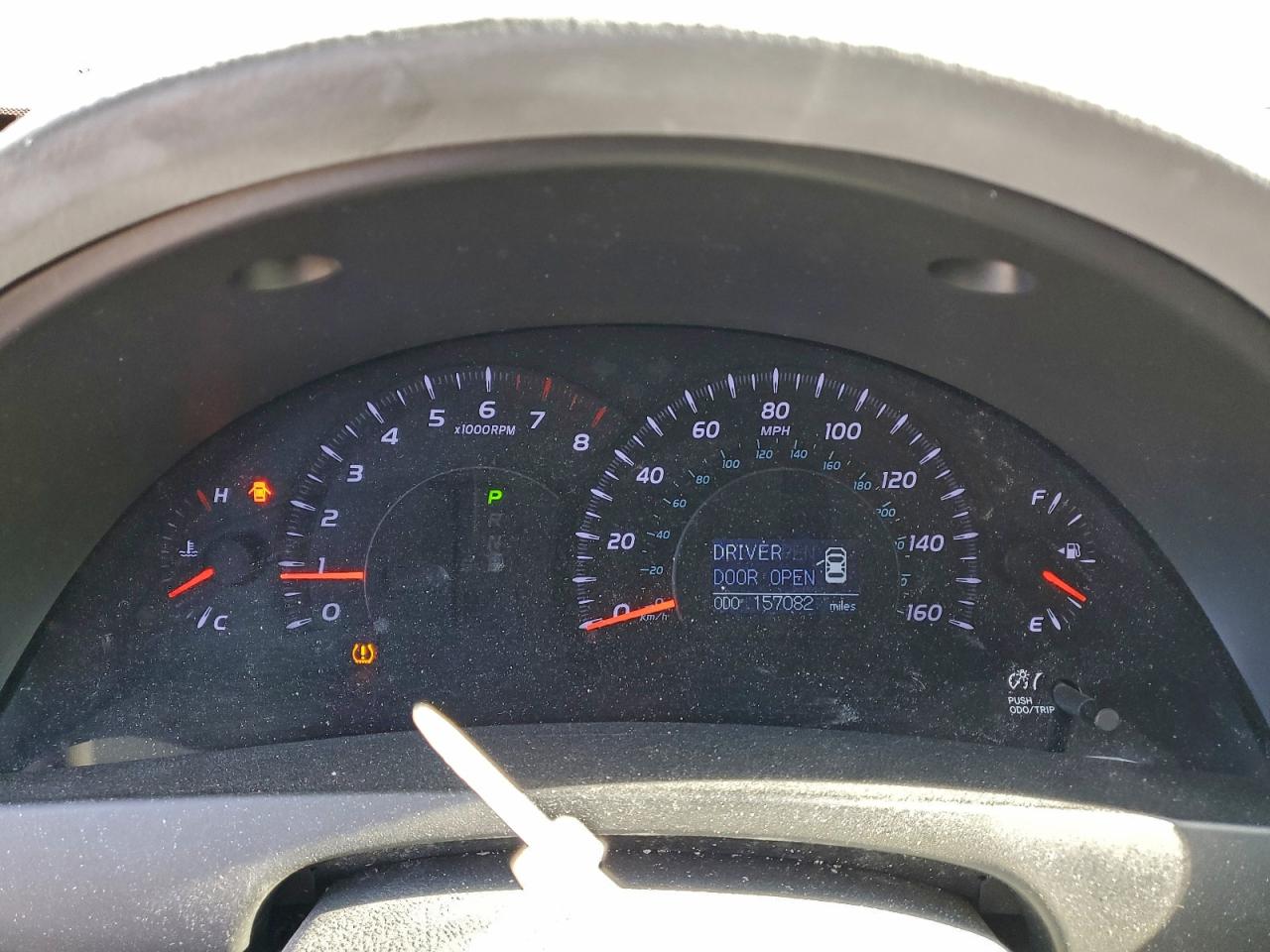 2010 TOYOTA CAMRY SE photo 9