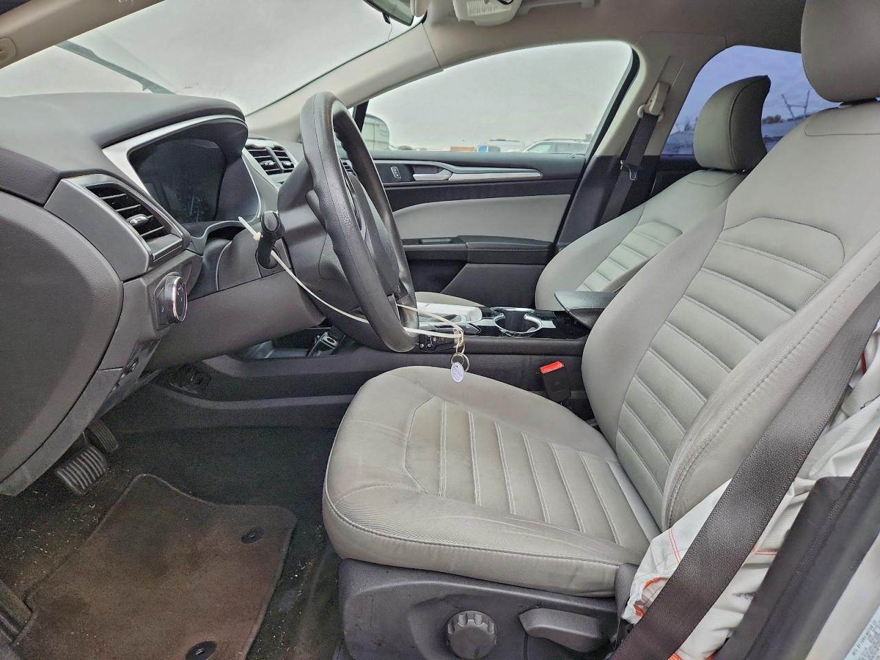 2015 FORD FUSION S photo 7