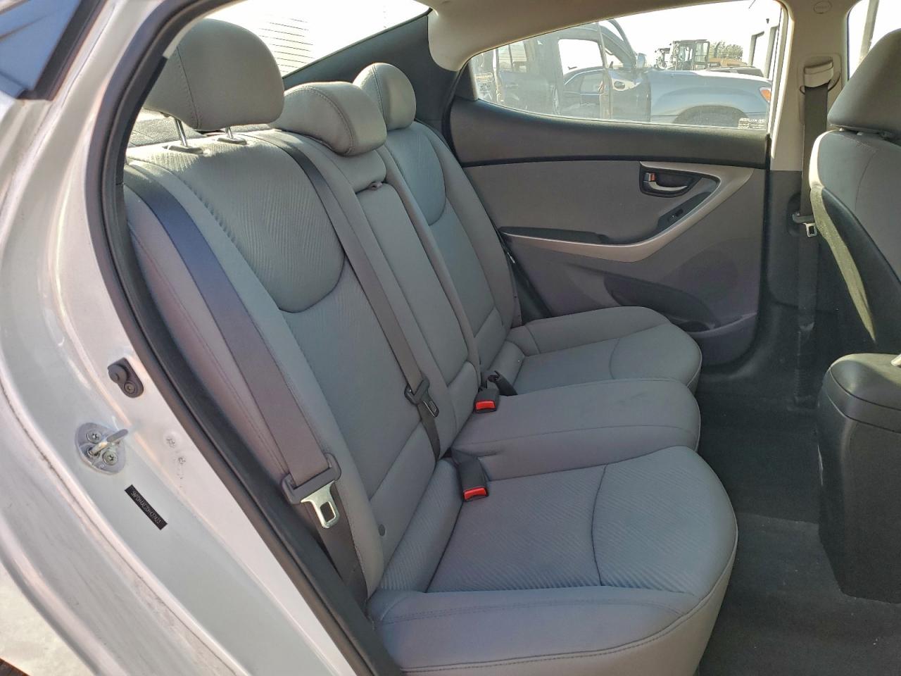2013 HYUNDAI ELANTRA GLS photo 10