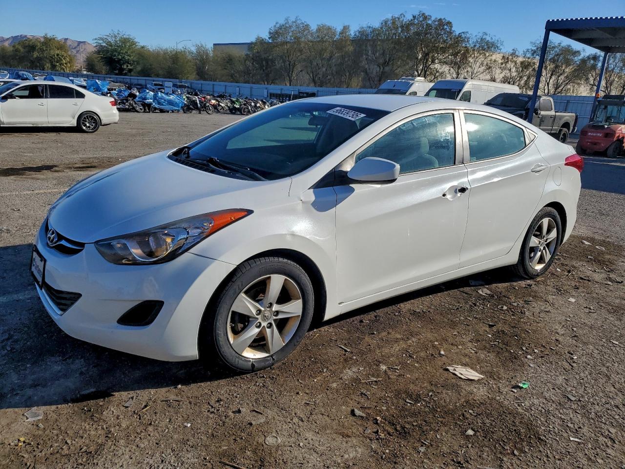 2013 HYUNDAI ELANTRA