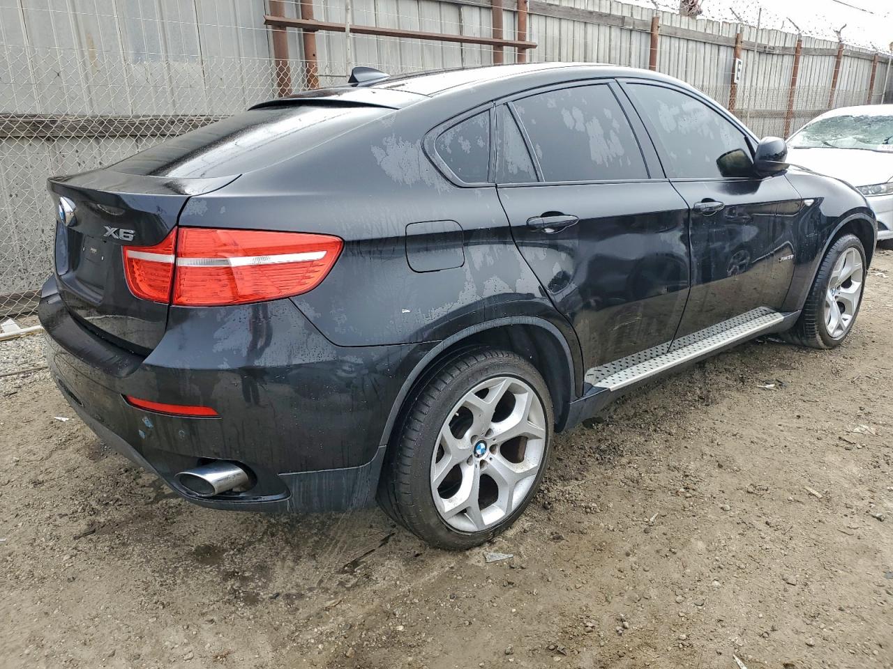 2012 BMW X6 XDRIVE35I photo 3