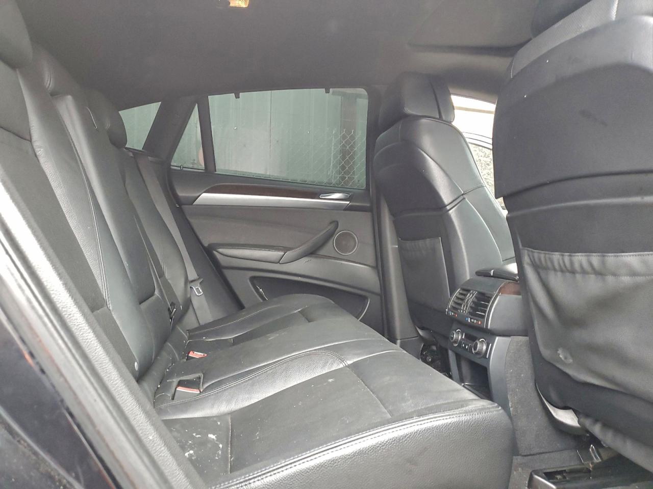 2012 BMW X6 XDRIVE35I photo 11
