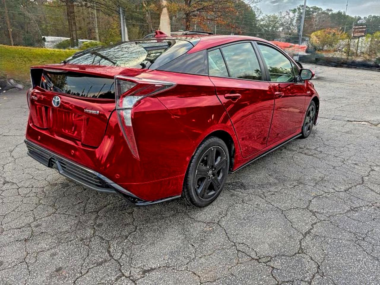 2017 TOYOTA PRIUS photo 4
