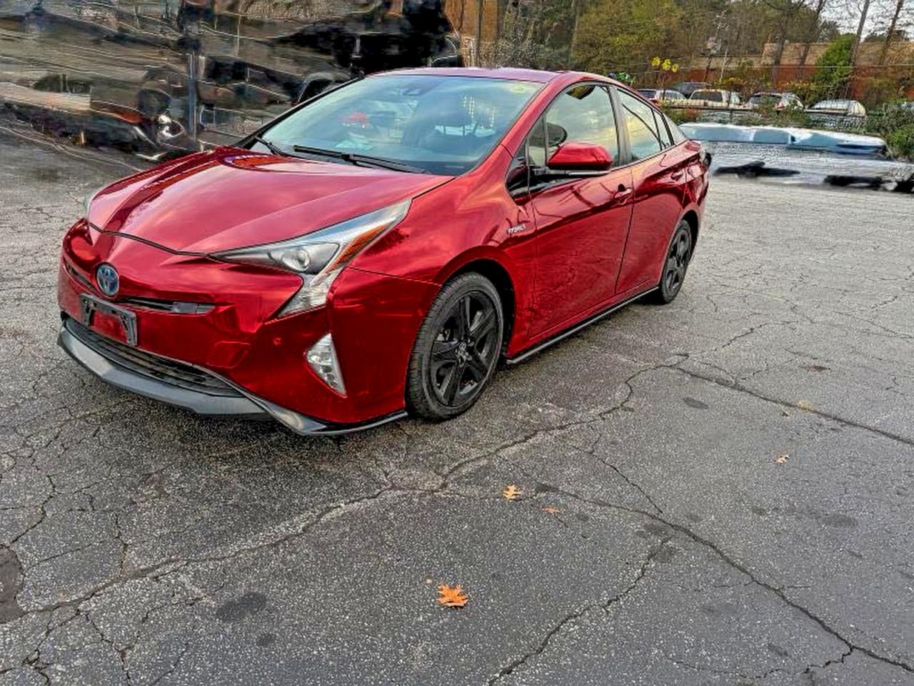 2017 TOYOTA PRIUS photo 2