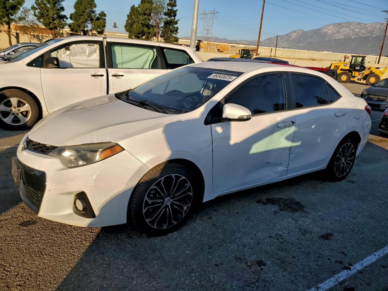 2016 TOYOTA COROLLA