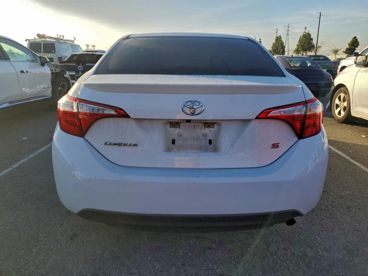 2016 TOYOTA COROLLA L photo 6