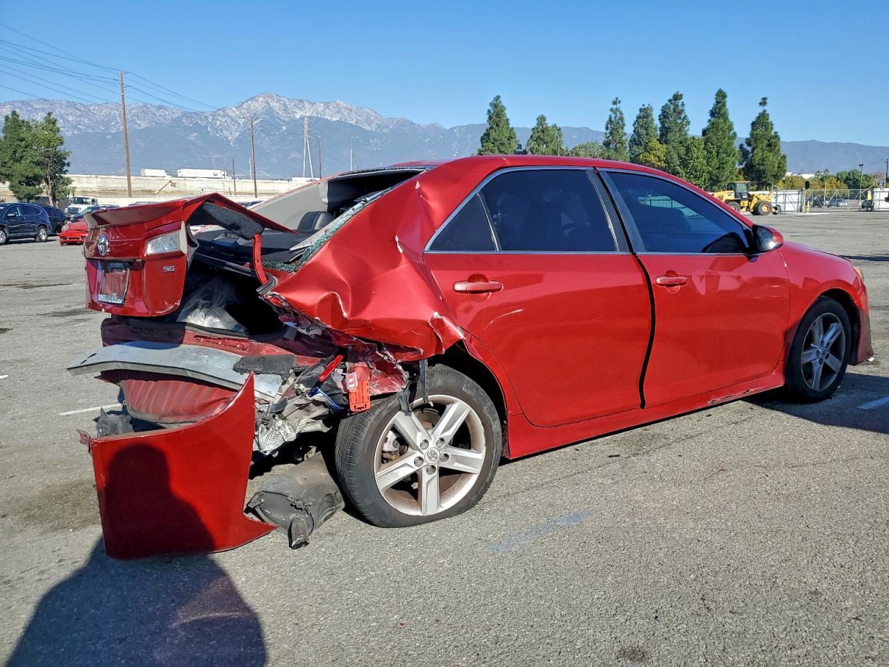 2013 TOYOTA CAMRY L photo 3