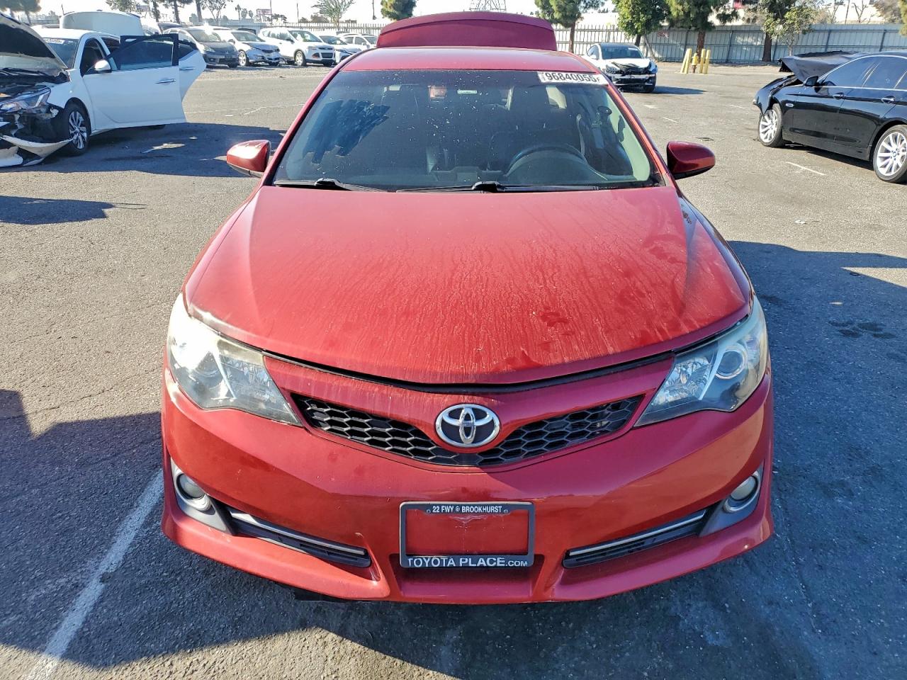 2013 TOYOTA CAMRY L photo 5