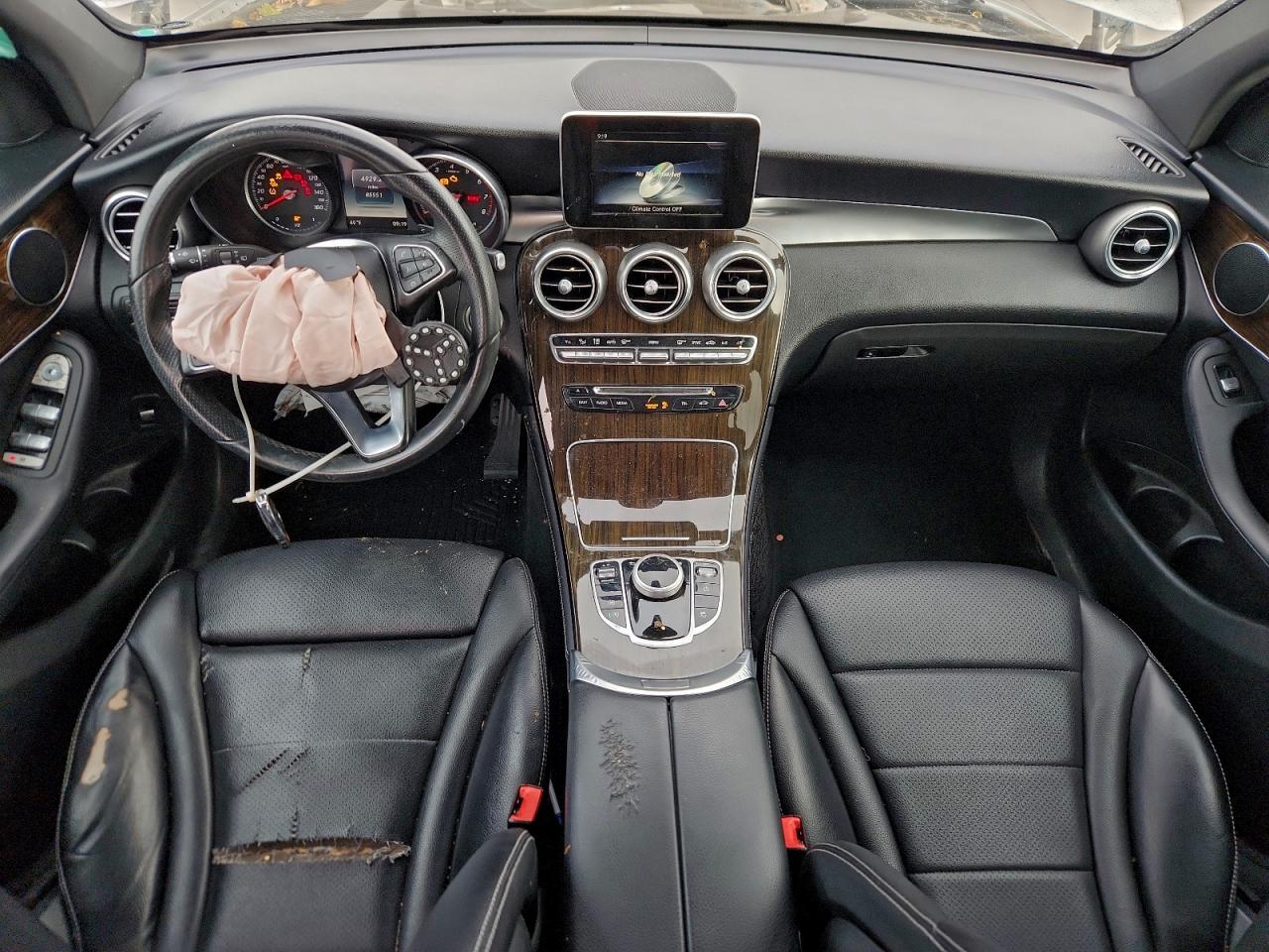 2018 MERCEDES-BENZ GLC 300 photo 8