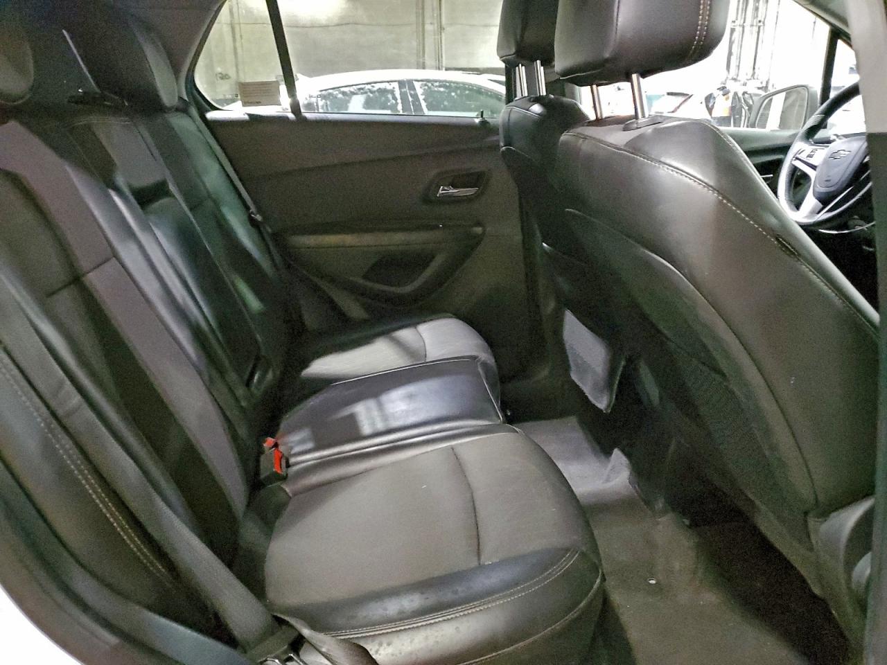 2021 CHEVROLET TRAX 1LT photo 11
