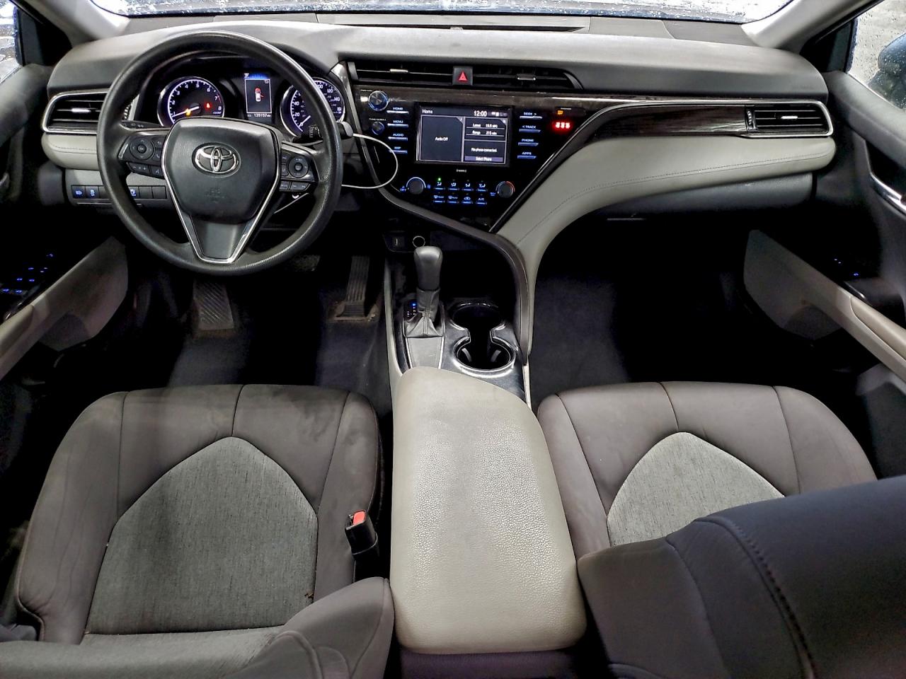 2020 TOYOTA CAMRY LE photo 8