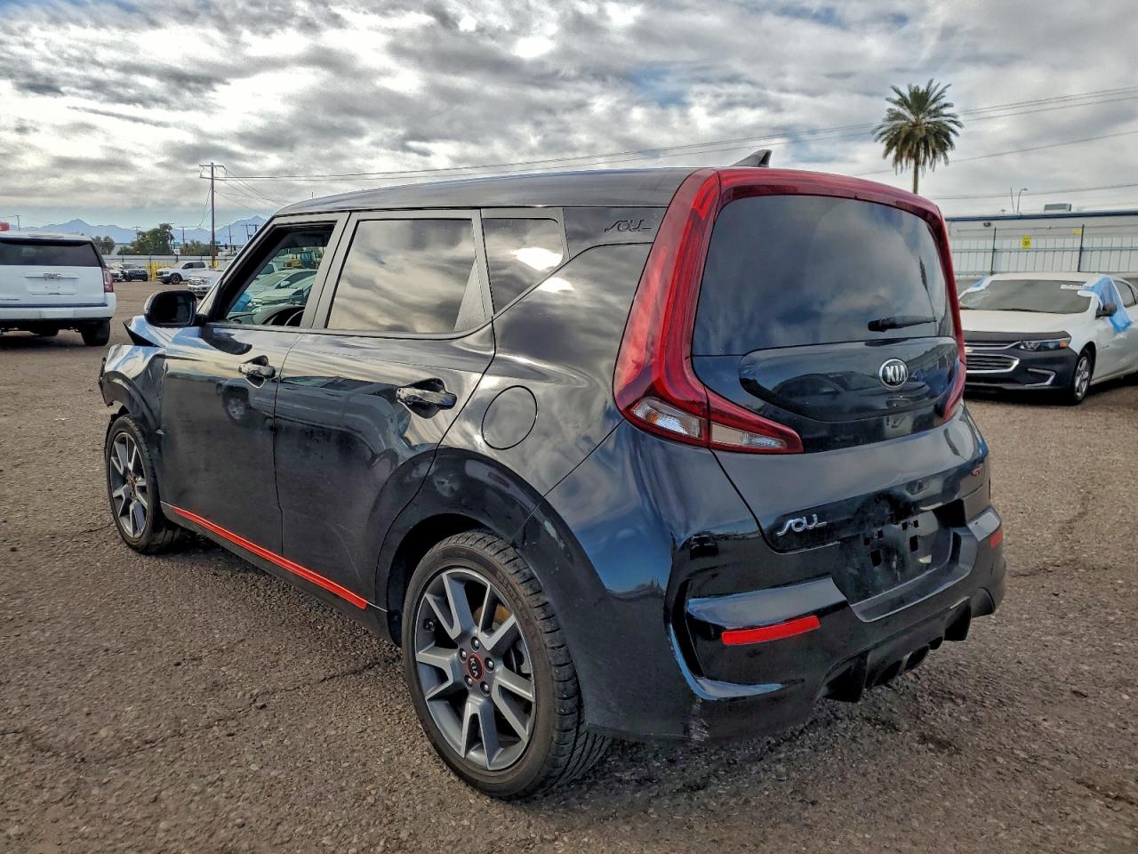 2020 KIA SOUL GT-LINE TURBO photo 2