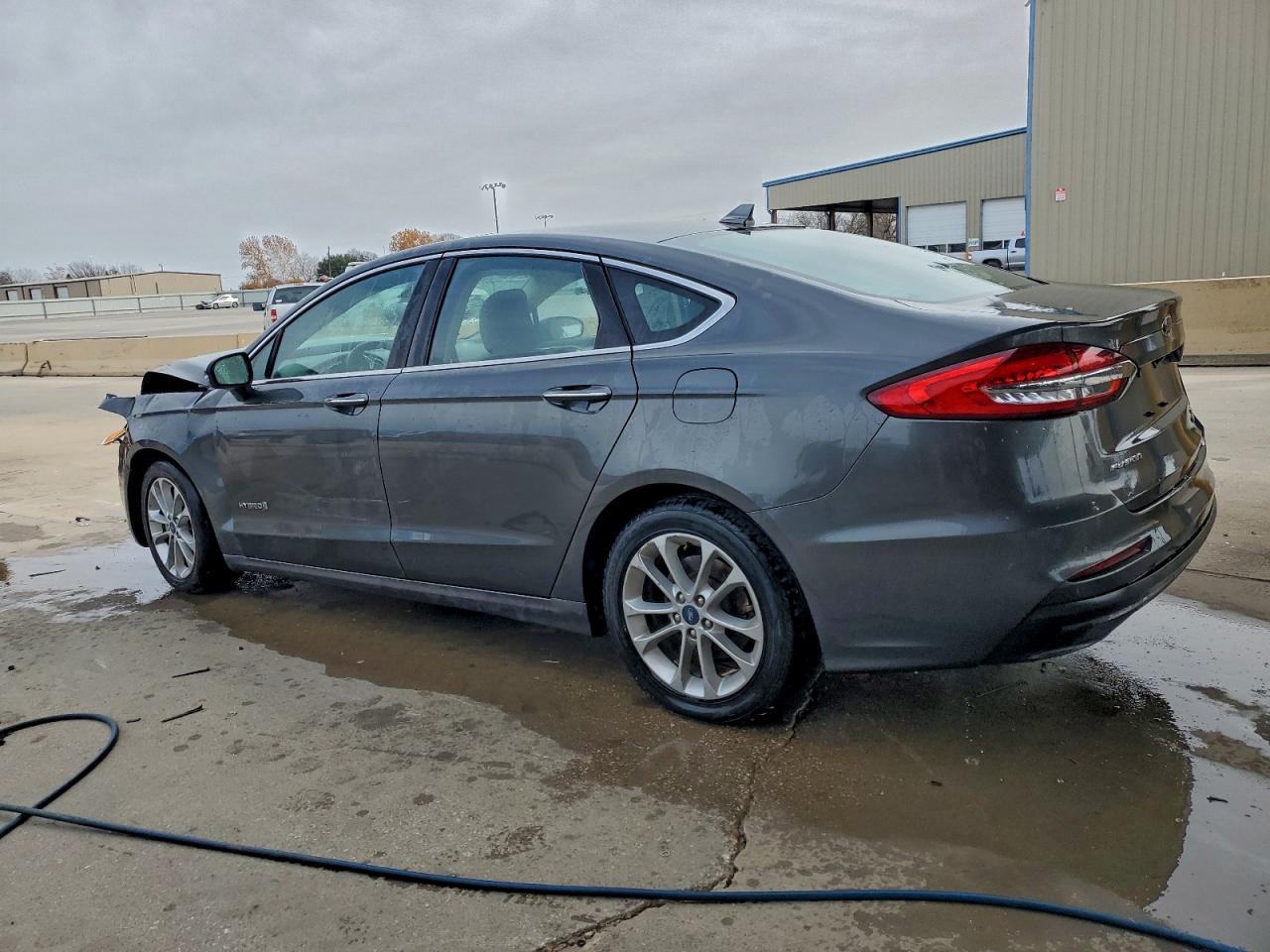 2019 FORD FUSION SEL photo 2