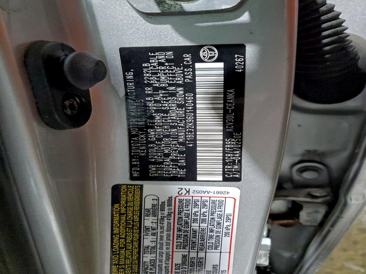 2006 TOYOTA CAMRY LE photo 13