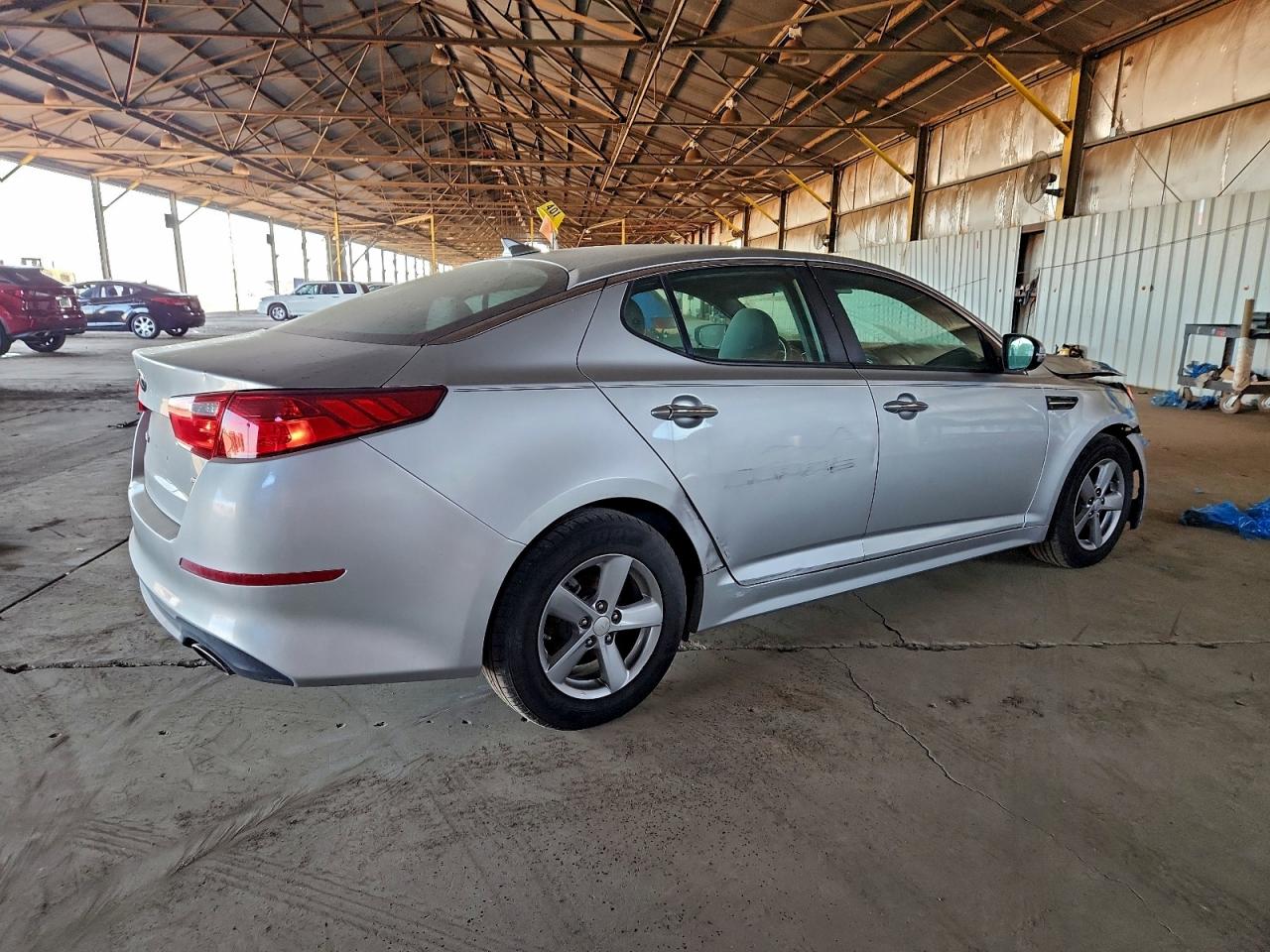 2015 KIA OPTIMA LX photo 3