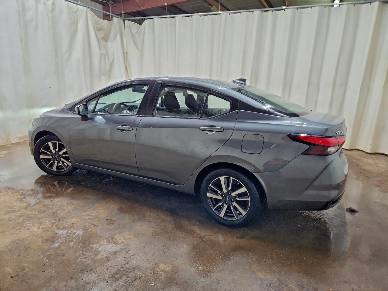 2025 NISSAN VERSA SV photo 2