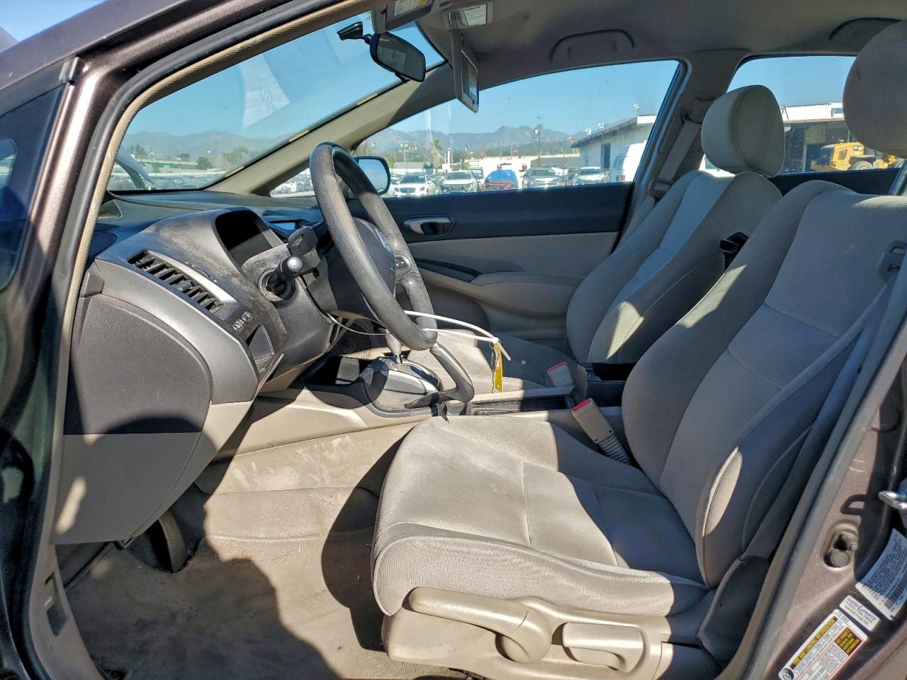 2011 HONDA CIVIC LX photo 7