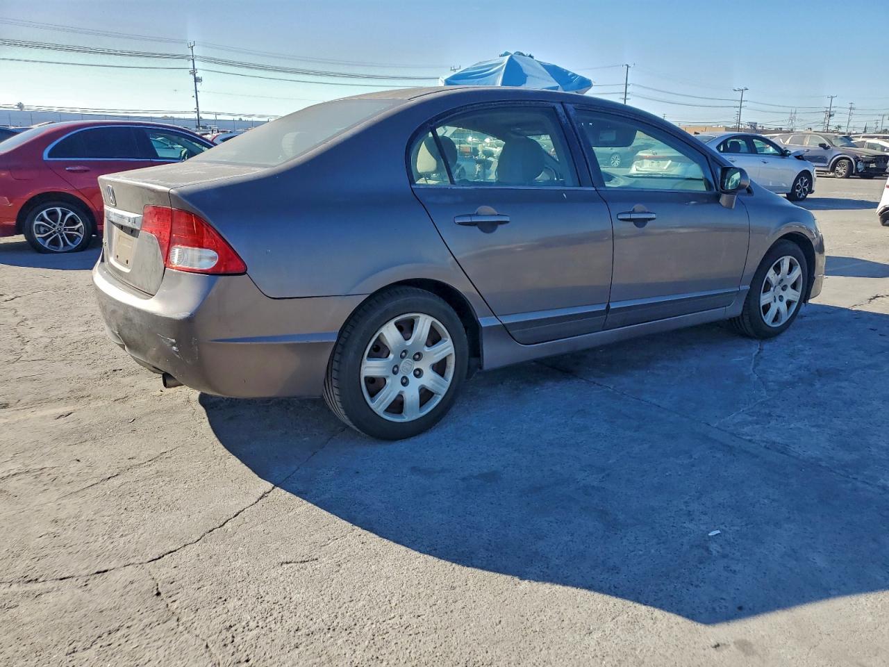 2011 HONDA CIVIC LX photo 3