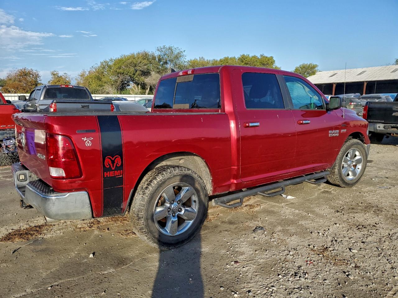 2014 RAM 1500 SLT photo 5