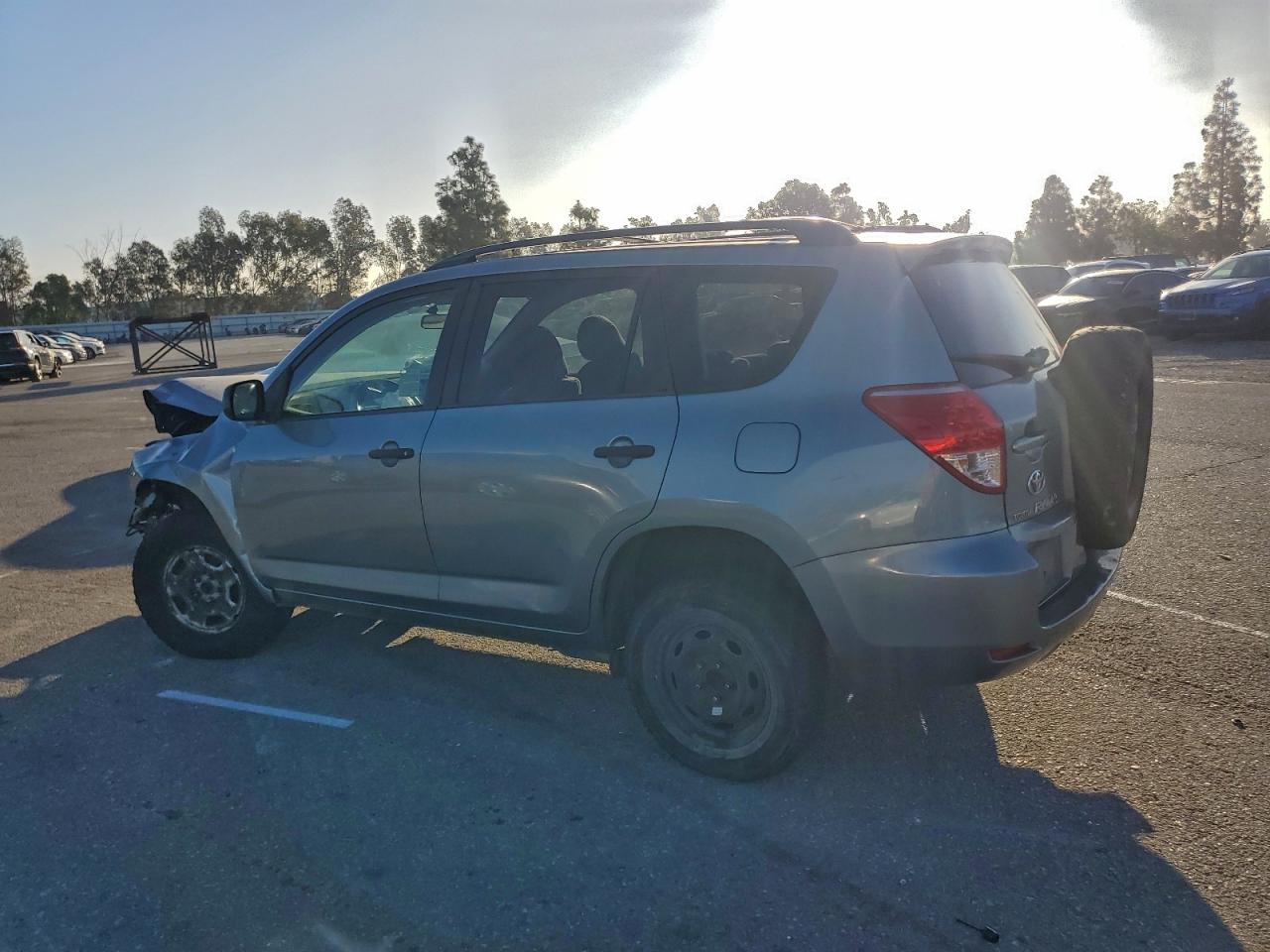 2008 TOYOTA RAV4 photo 2