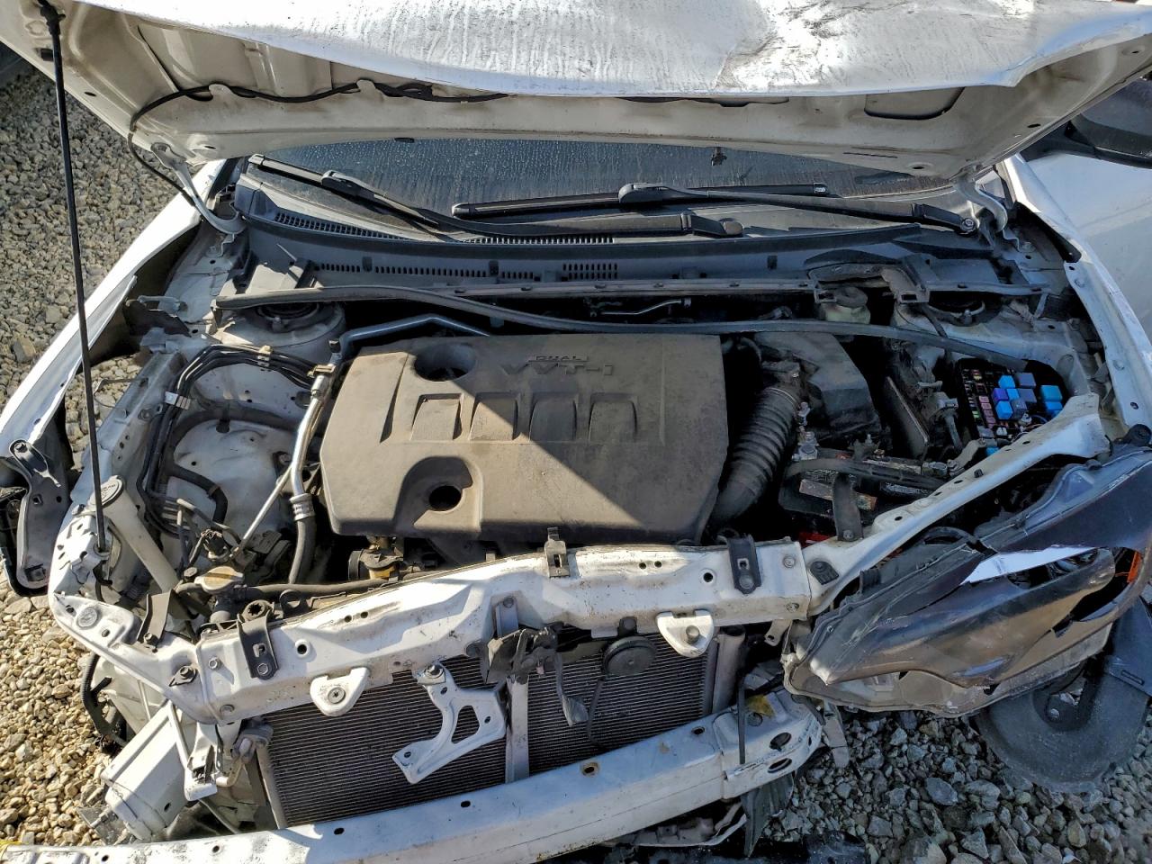 2016 TOYOTA COROLLA L photo 11