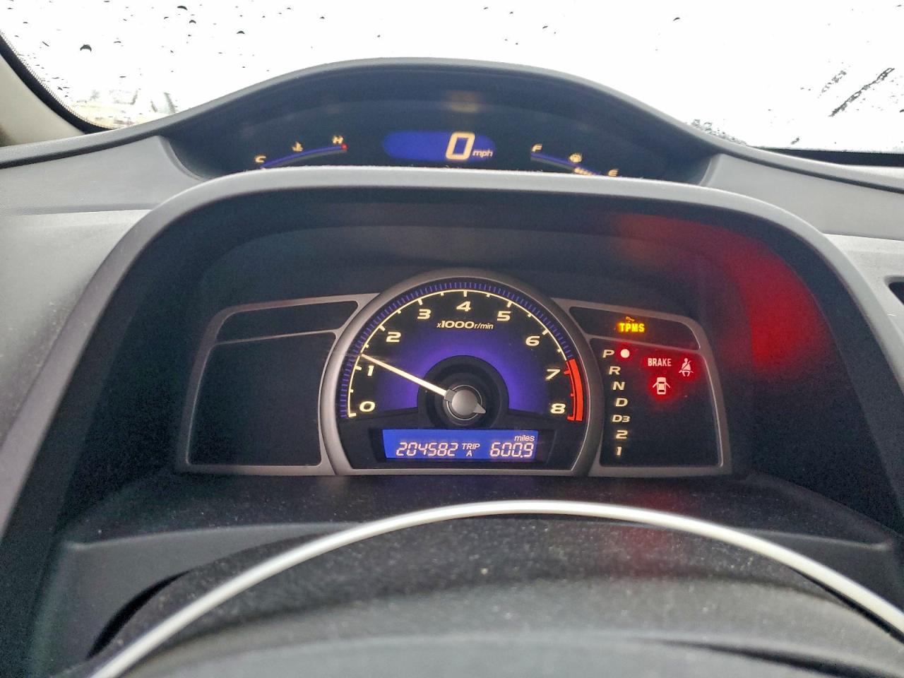 2010 HONDA CIVIC LX photo 9