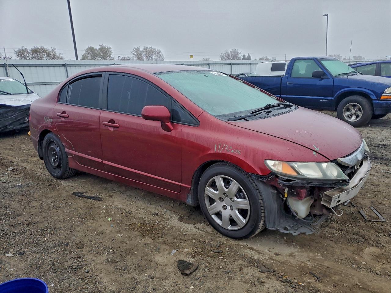 2010 HONDA CIVIC LX photo 4