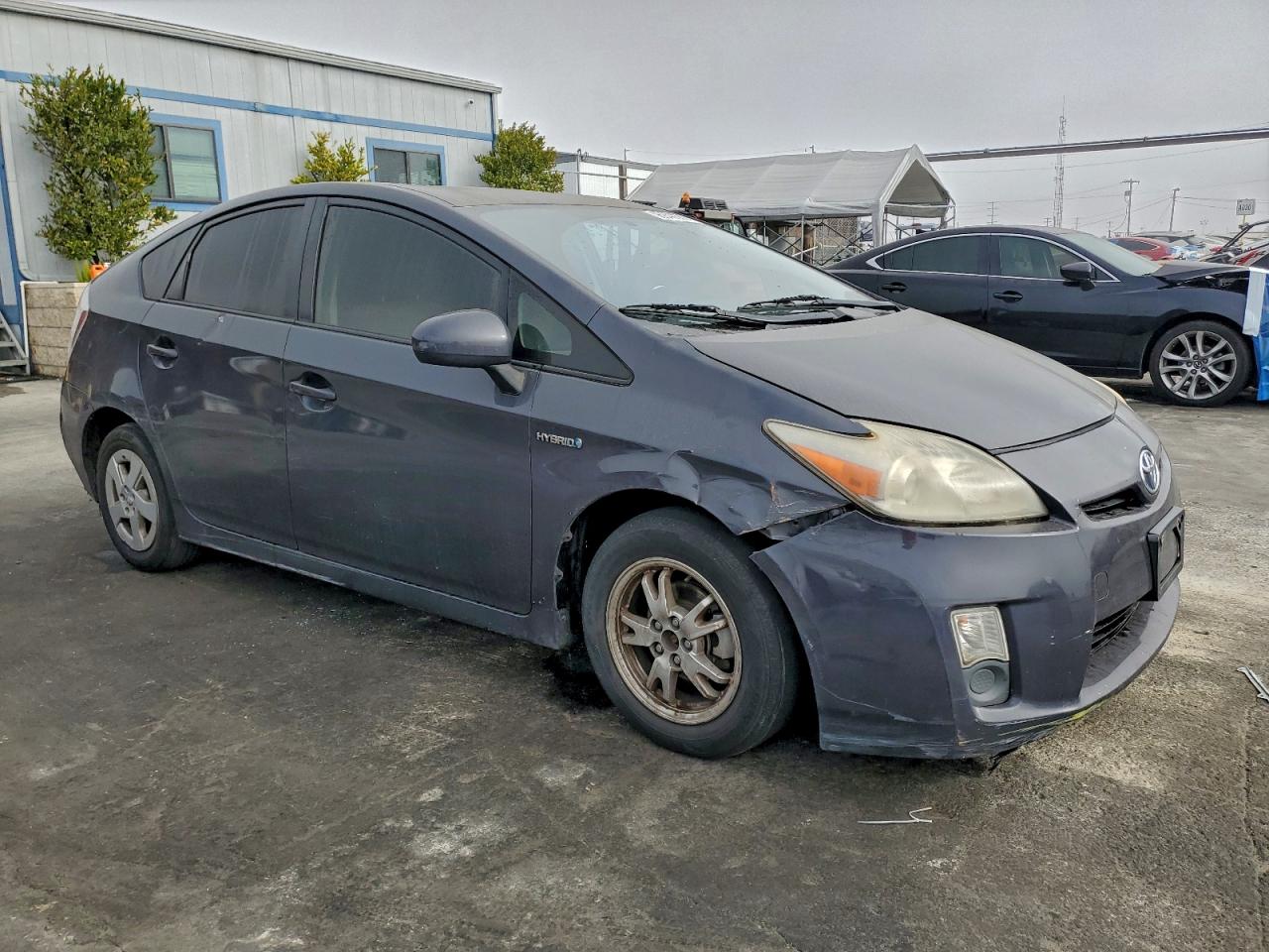 2010 TOYOTA PRIUS photo 7