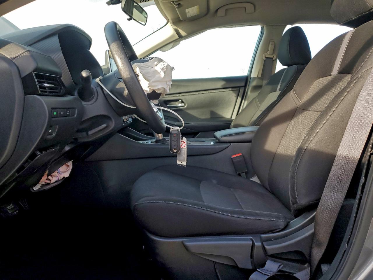 2024 NISSAN SENTRA SV photo 7