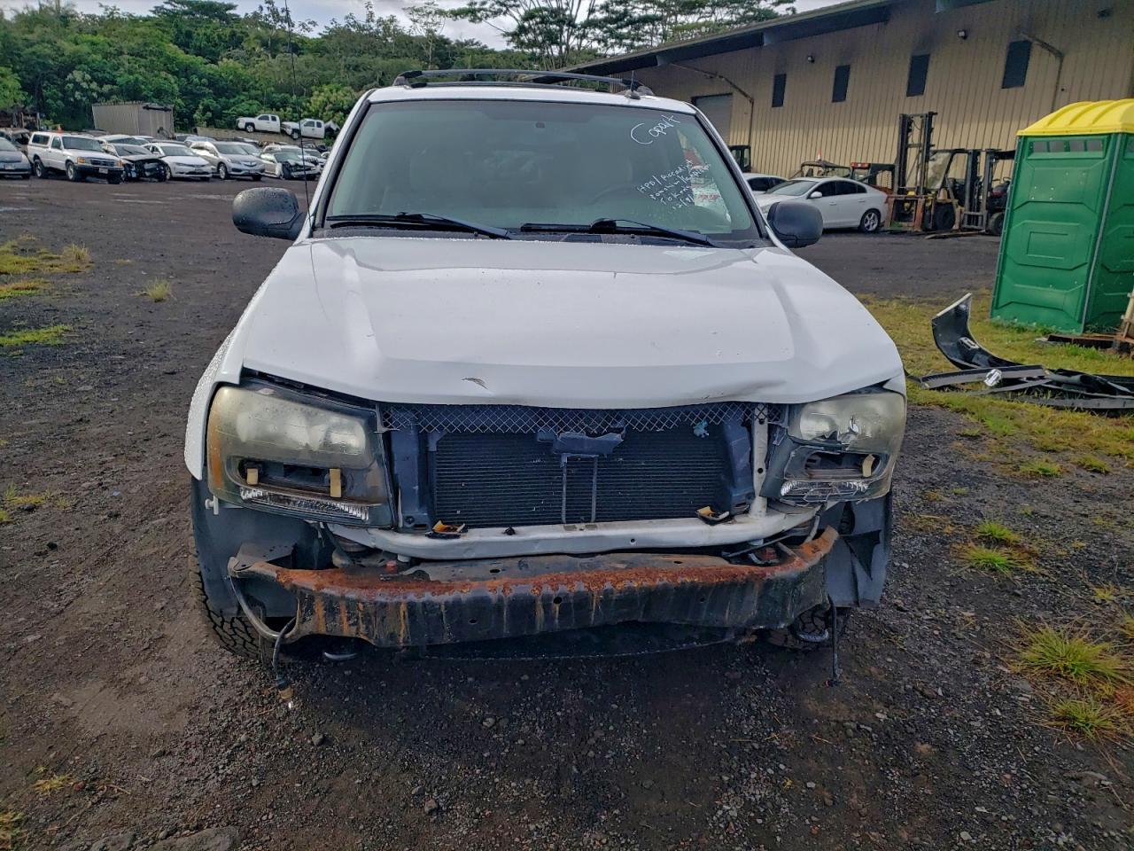 2004 CHEVROLET TRAILBLAZER LS photo 5