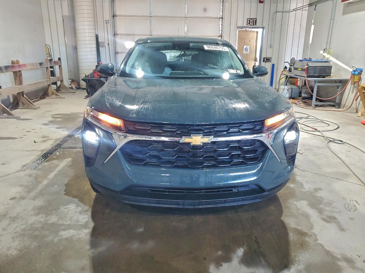 2025 CHEVROLET TRAX LS photo 5