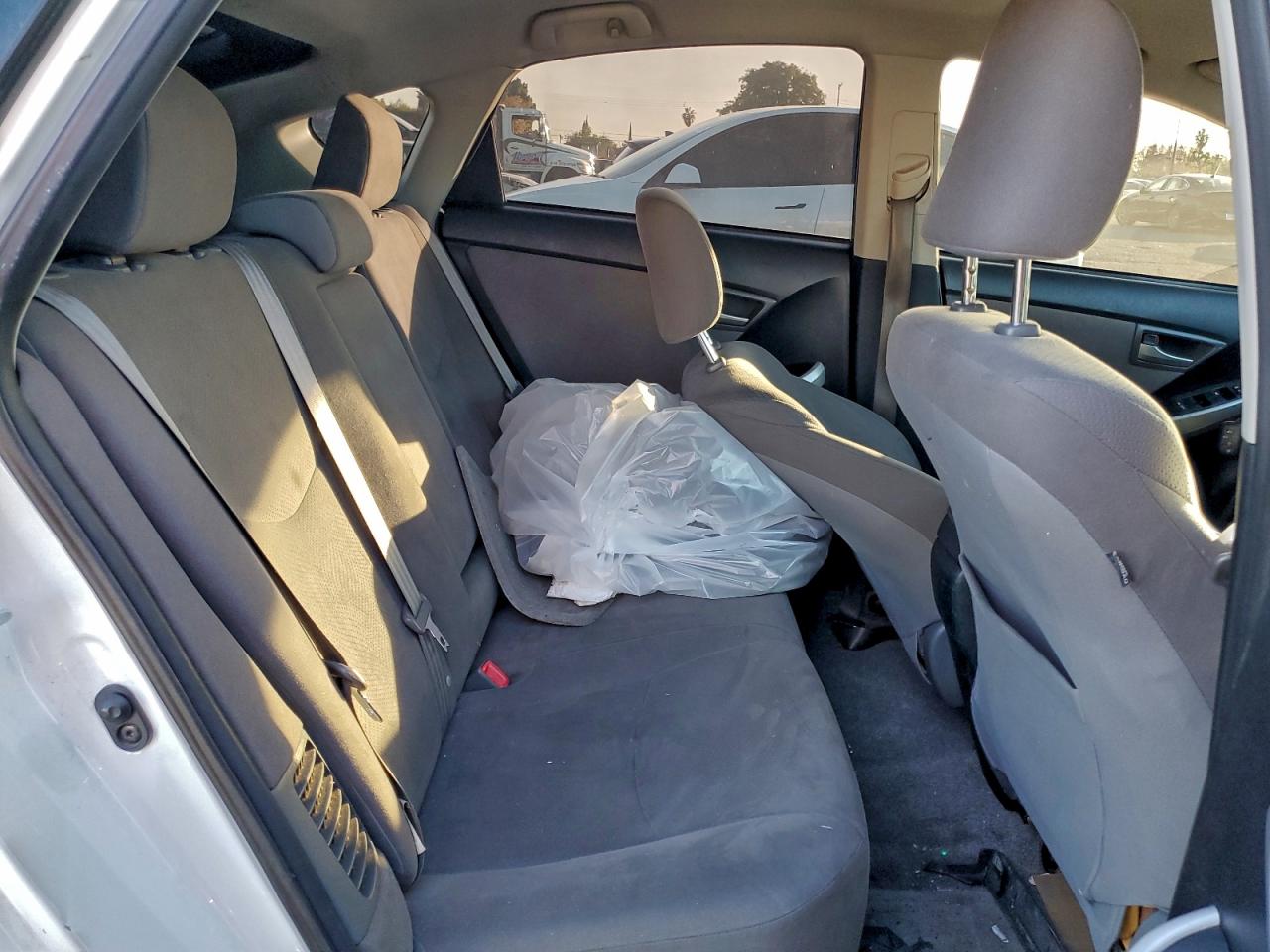 2013 TOYOTA PRIUS photo 10