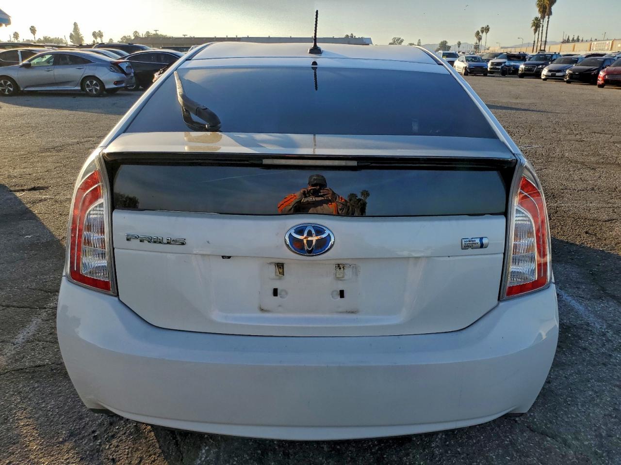 2013 TOYOTA PRIUS photo 6