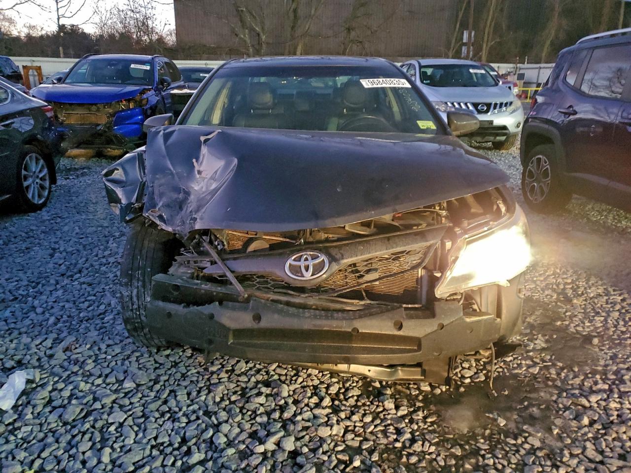 2013 TOYOTA CAMRY L photo 5
