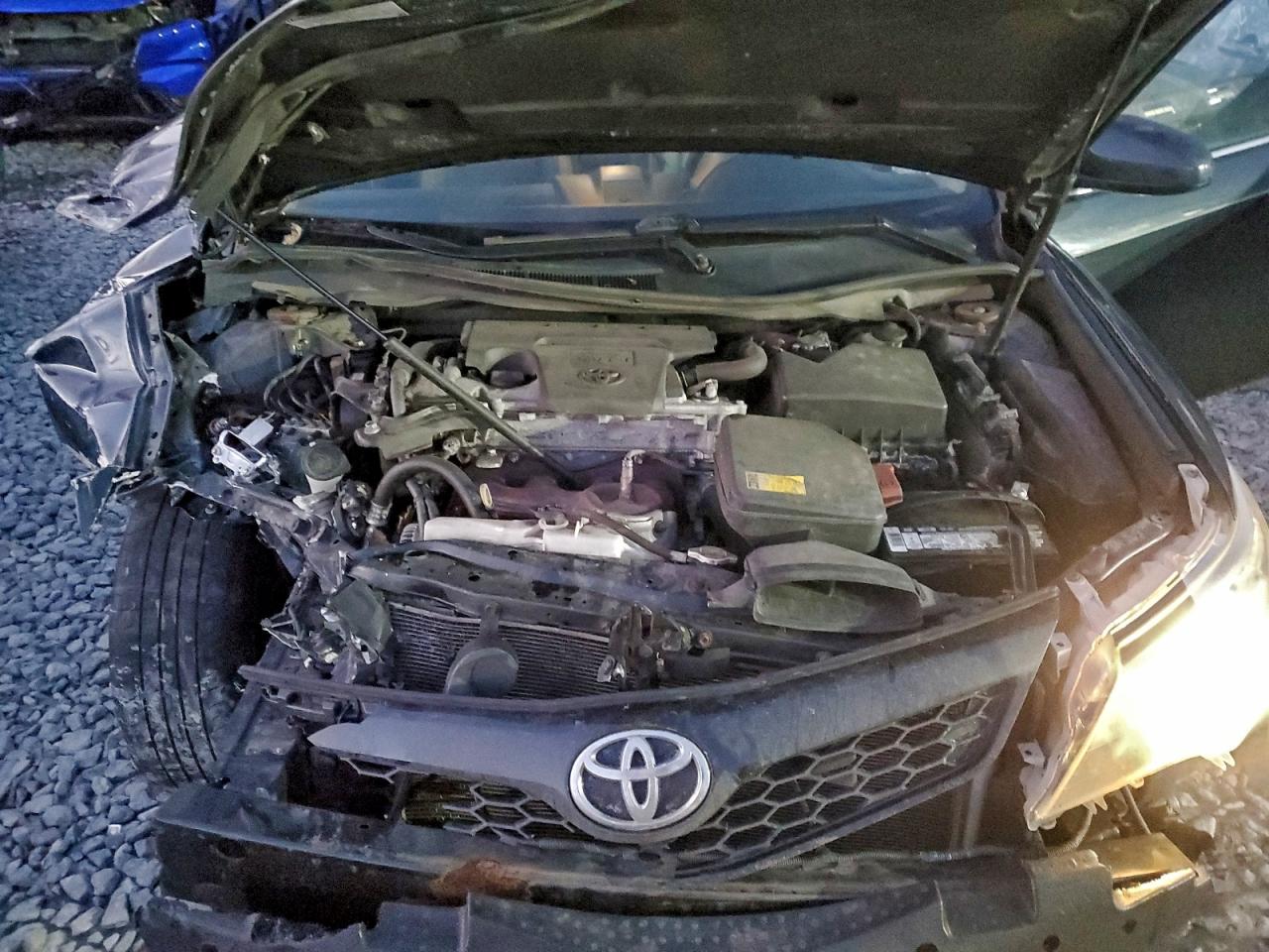 2013 TOYOTA CAMRY L photo 11