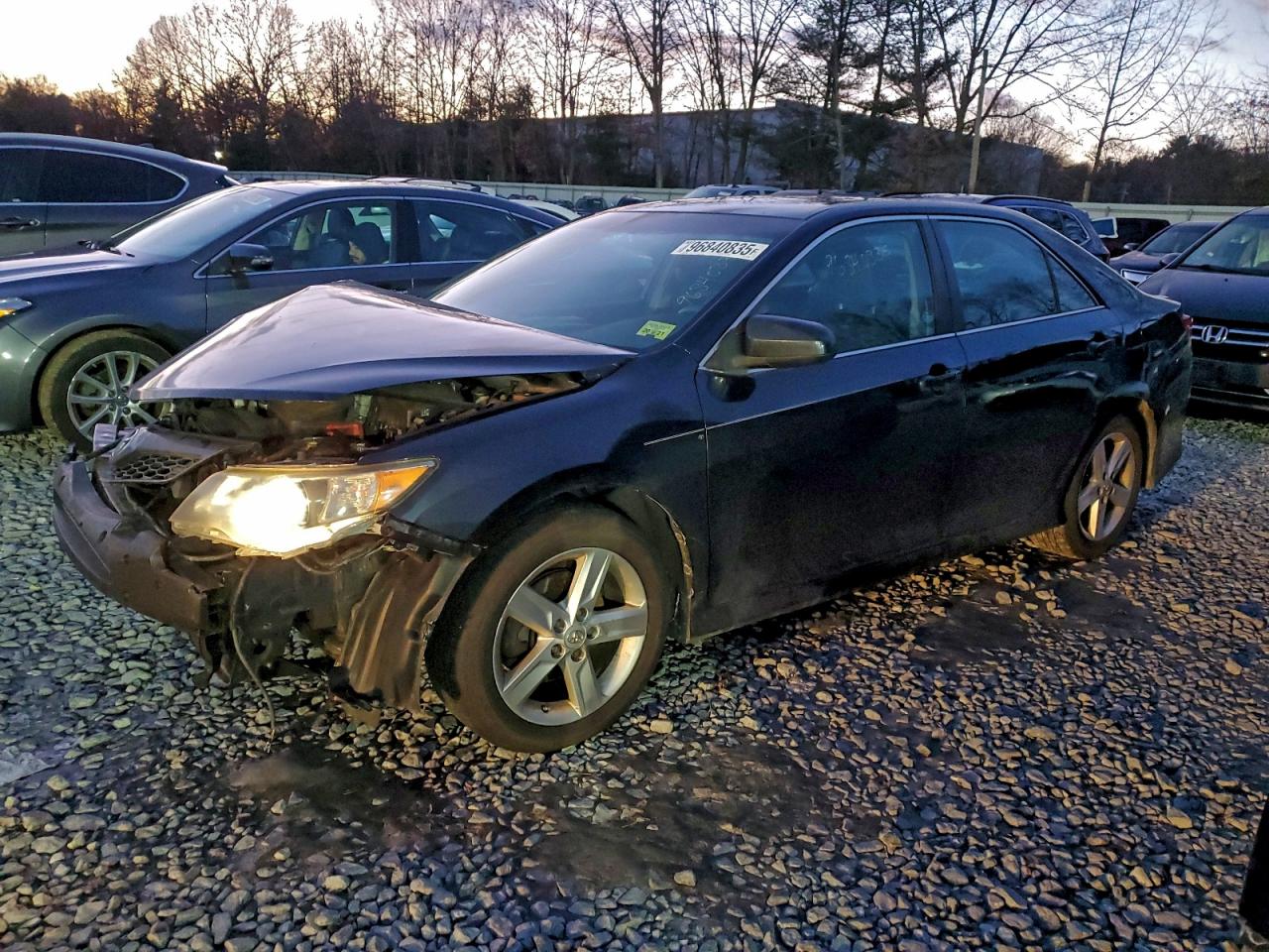 2013 TOYOTA CAMRY