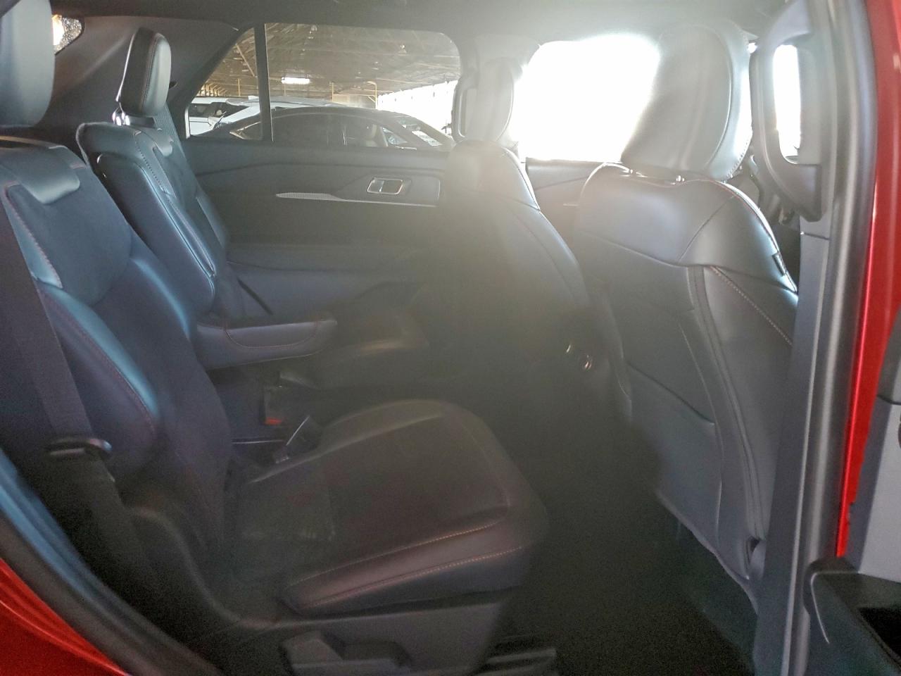 2025 FORD EXPLORER ST photo 11