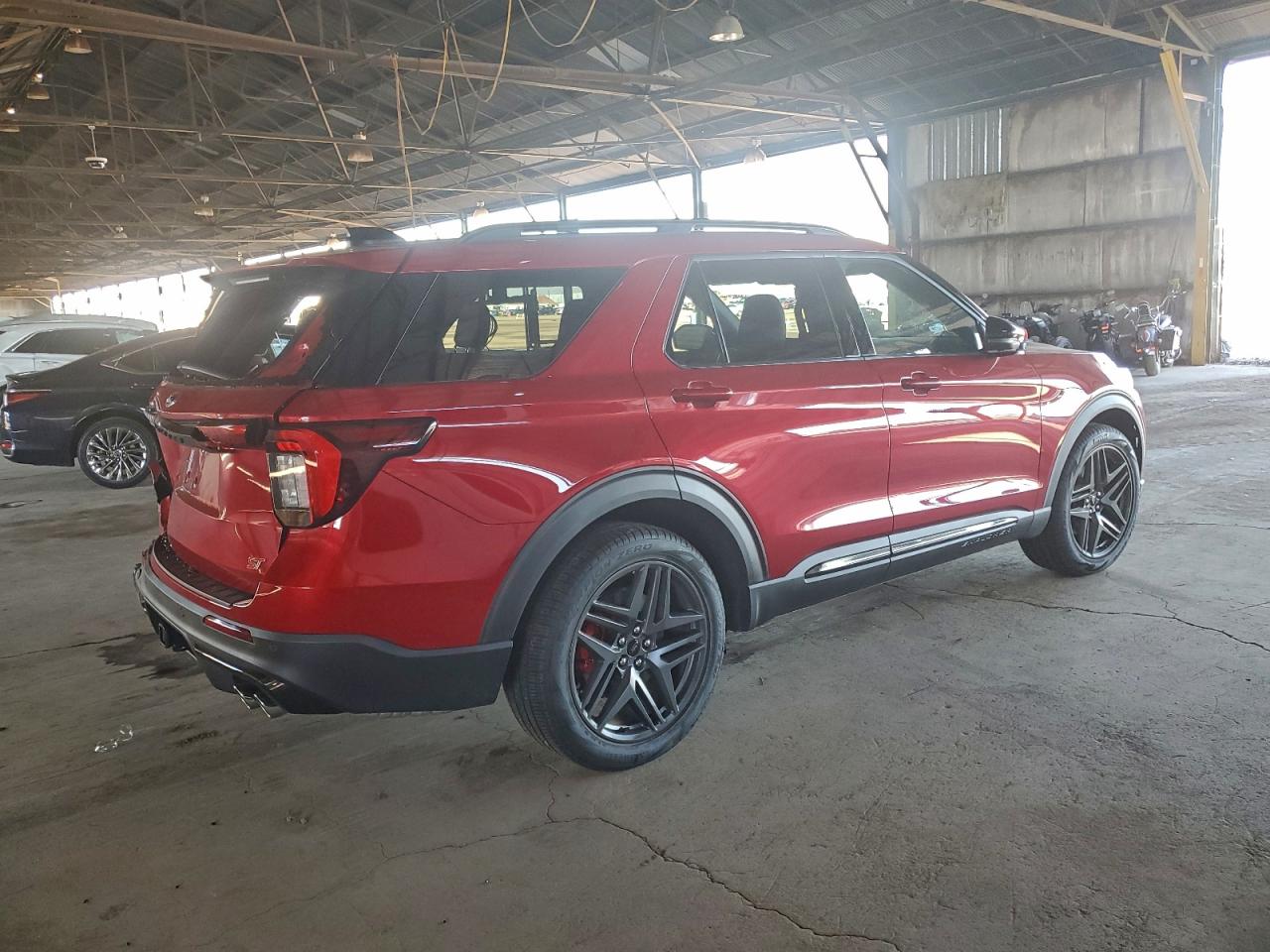 2025 FORD EXPLORER ST photo 3