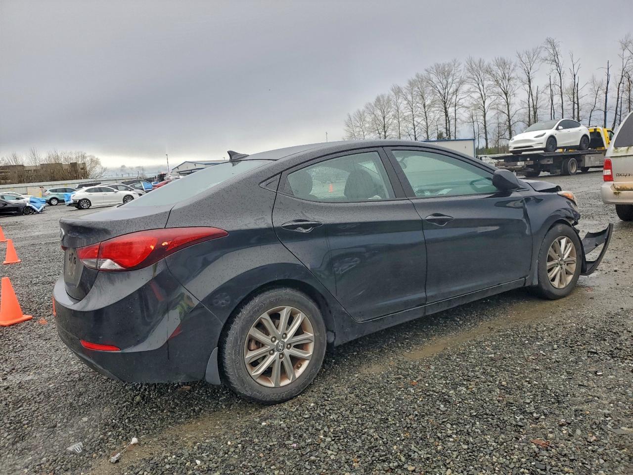 2015 HYUNDAI ELANTRA SE photo 3