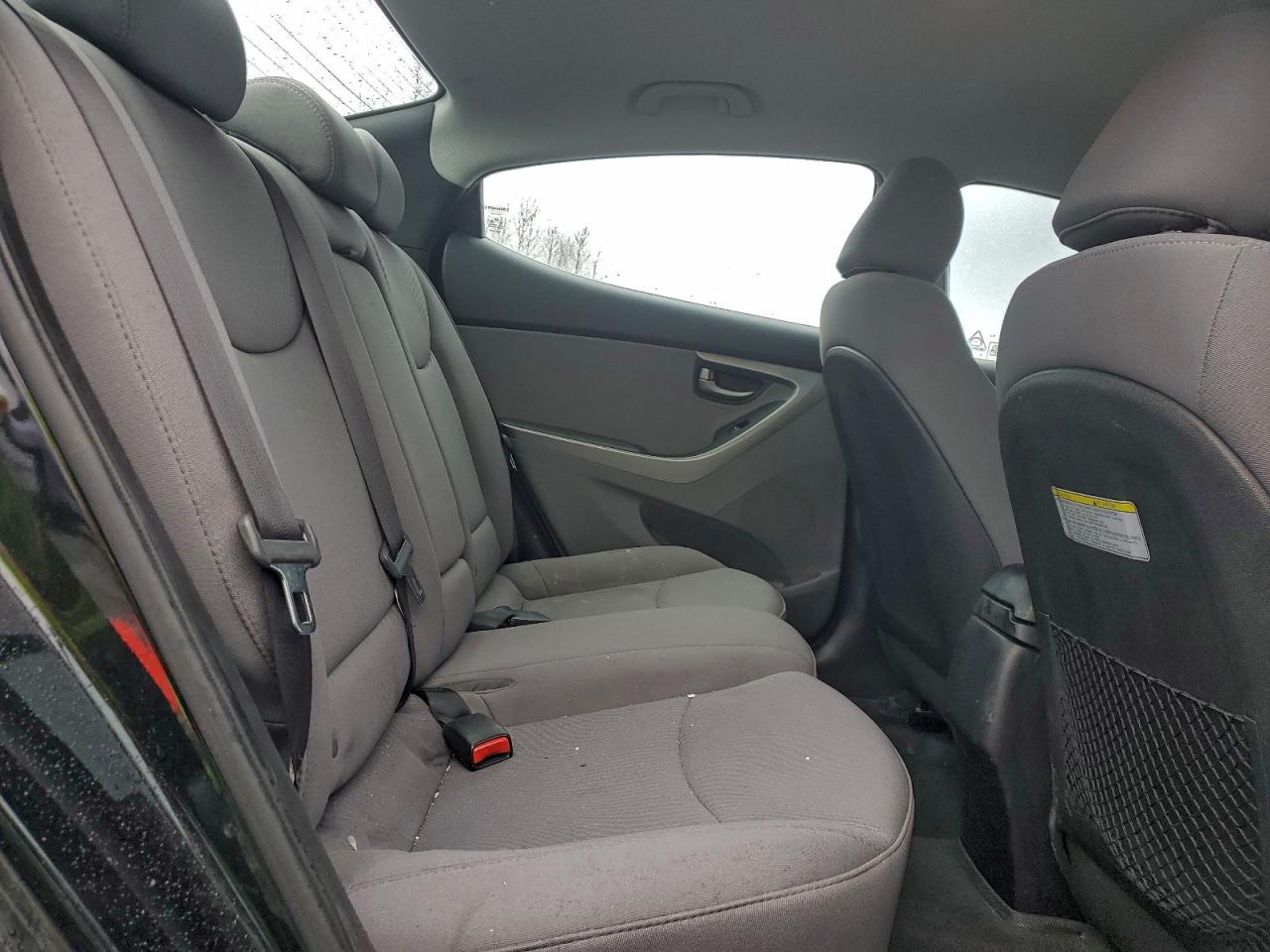 2015 HYUNDAI ELANTRA SE photo 10
