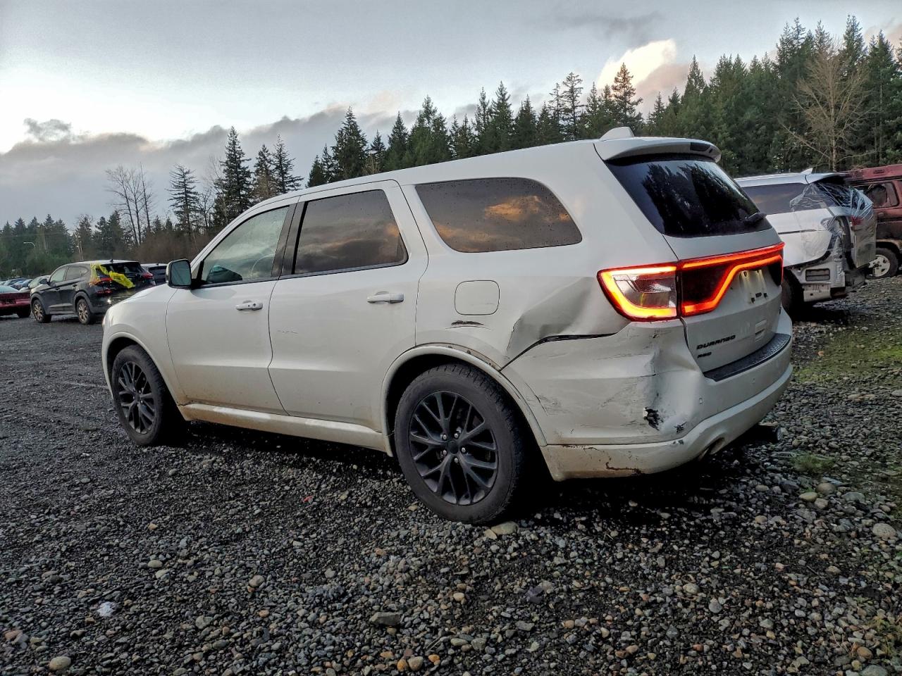 2015 DODGE DURANGO R/T photo 2