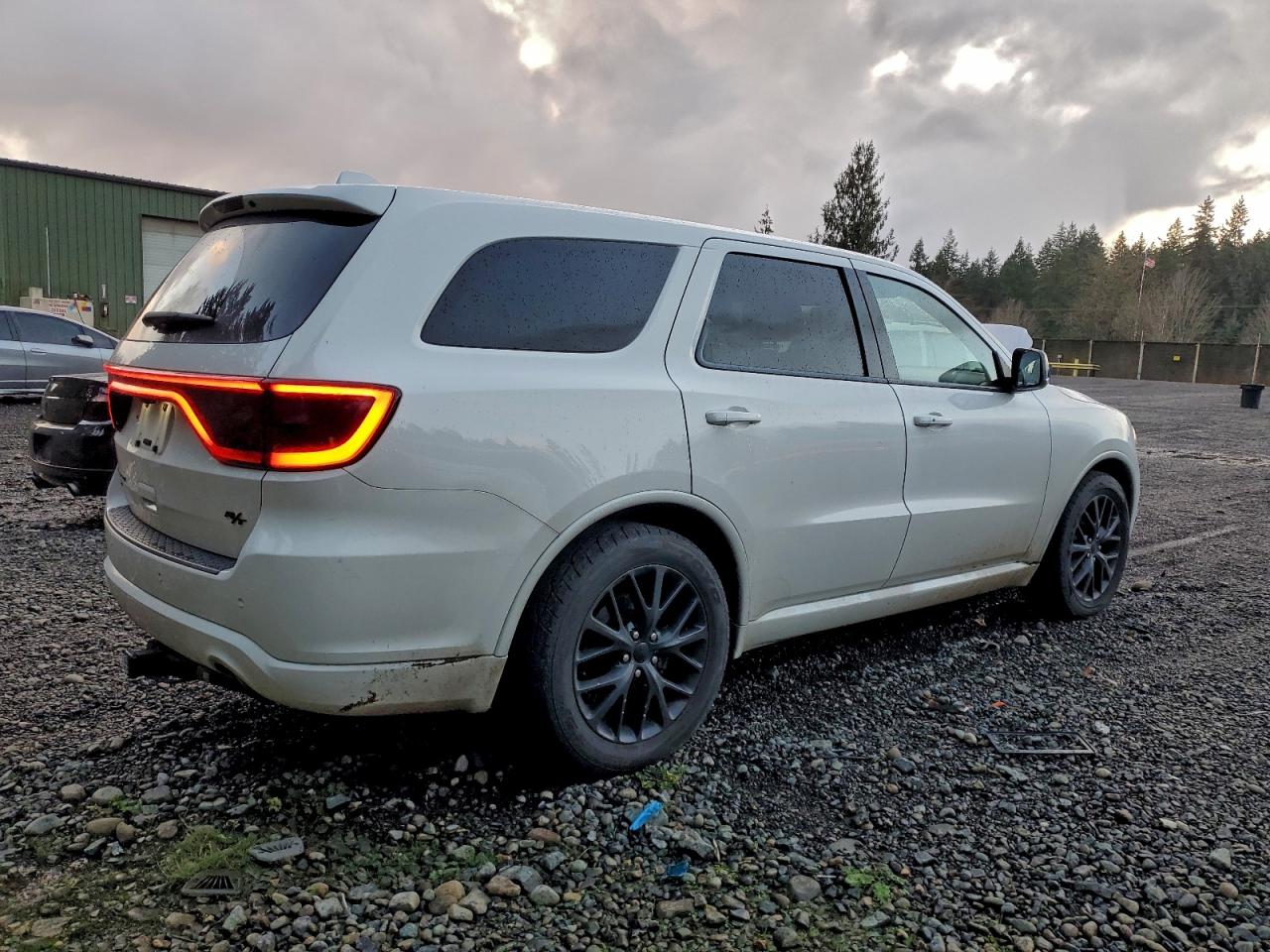2015 DODGE DURANGO R/T photo 3