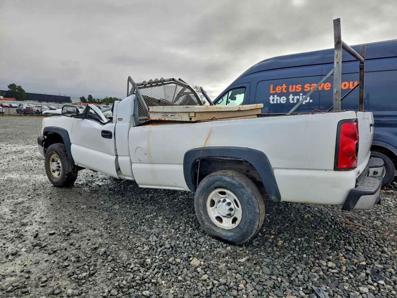 2005 CHEVROLET SILVERADO C2500 HEAVY DUTY photo 2