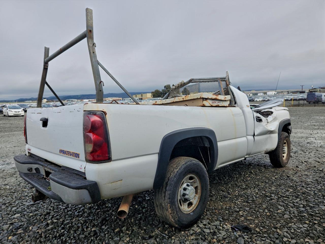 2005 CHEVROLET SILVERADO C2500 HEAVY DUTY photo 3