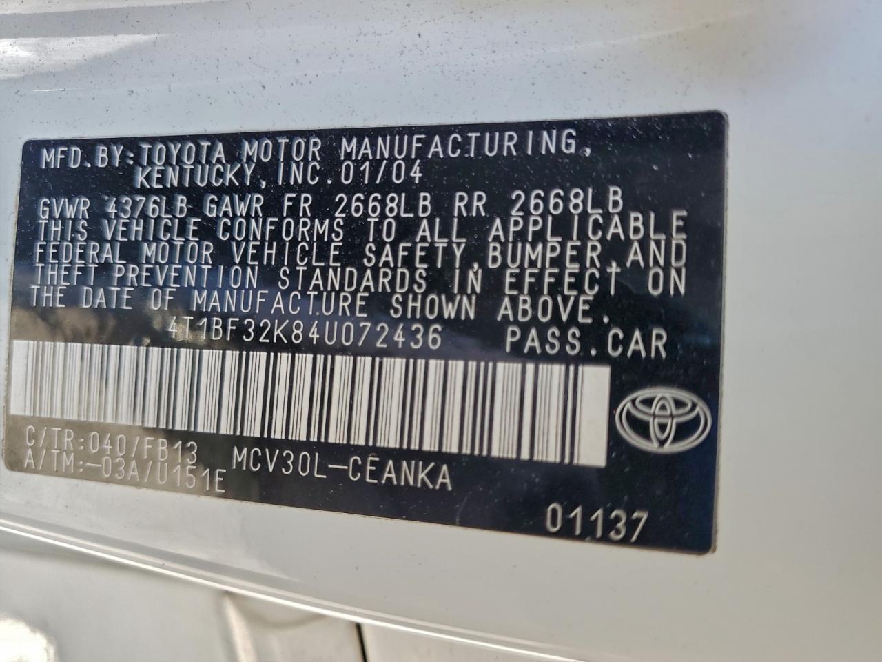 2004 TOYOTA CAMRY LE photo 12